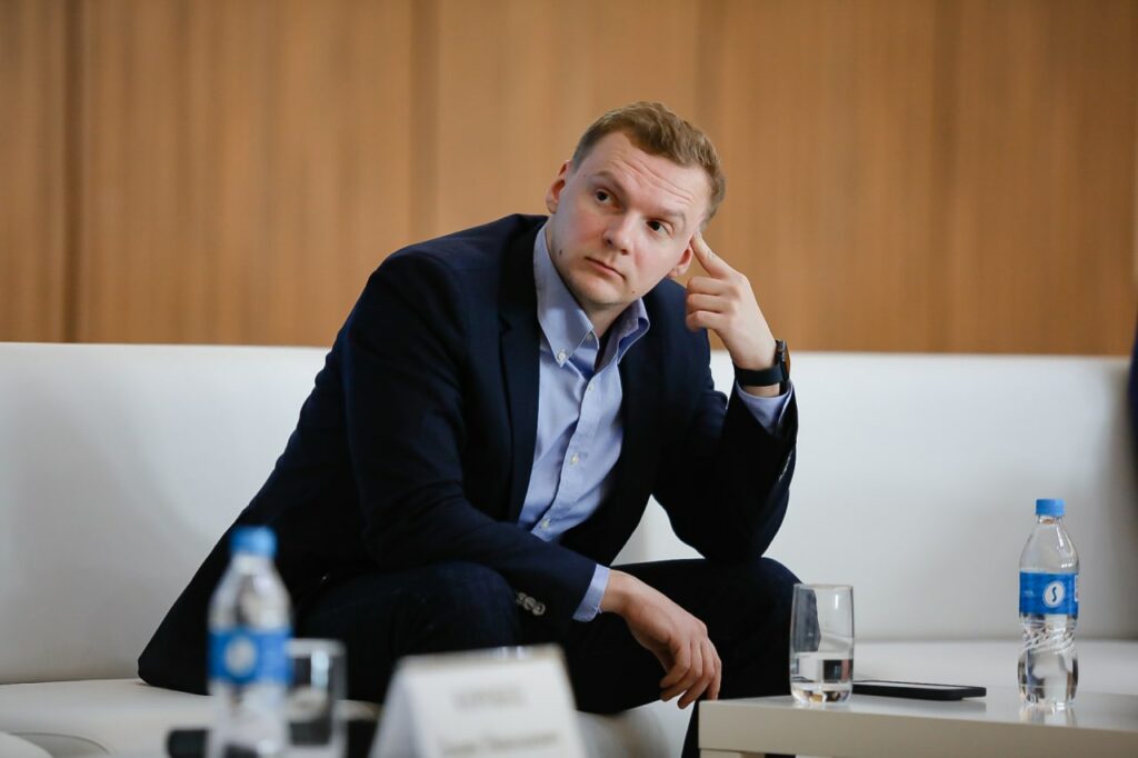 «Диалог» и ДВФУ запускают совместную программу для управленцев