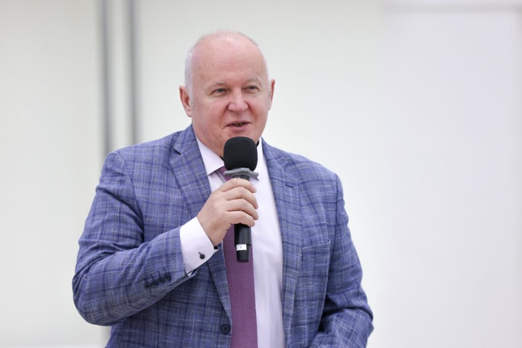 Консолидация информационной работы и социальной поддержки —  факторы развития государства