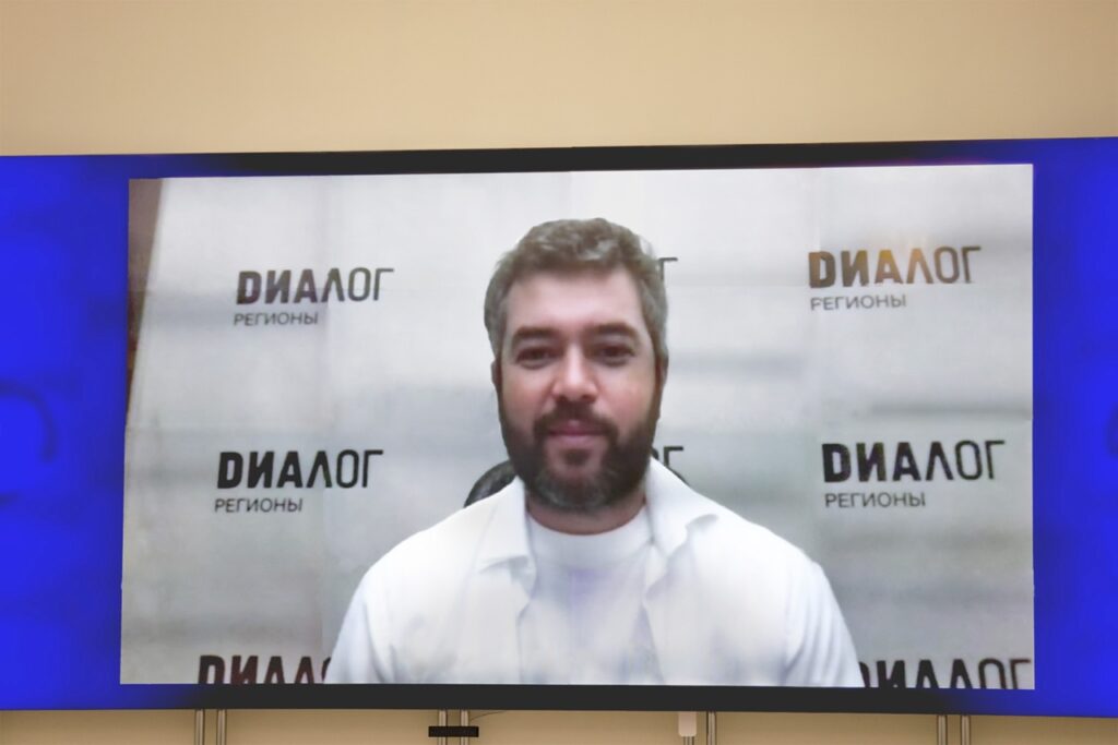 Консолидация информационной работы и социальной поддержки —  факторы развития государства